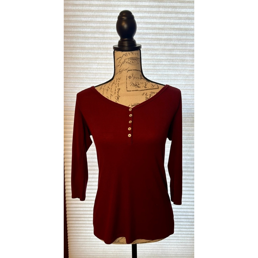 NWT Project Social T Medium Wine 3/4 Sleeve Henley